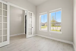 294 Peninsula Pt Dr, Montgomery, TX 77356 - Photo 3