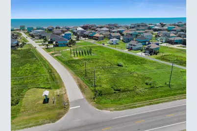980 Copacabana Drive, Crystal Beach, TX 77650 - Photo 3