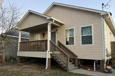 5526 Avenue M 1/2, Galveston, TX 77551 - Photo 1