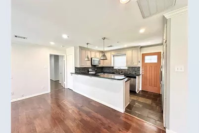 22 Champions Colony W, Houston, TX 77069 - Photo 3