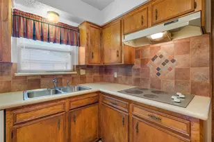 2015 Tanglelane St, Richmond, TX 77469 - Photo 9