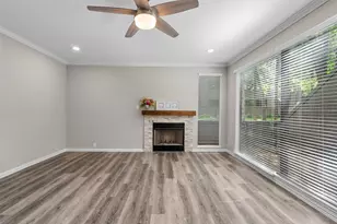 161 Litchfield Ln, Houston, TX 77024 - Photo 3