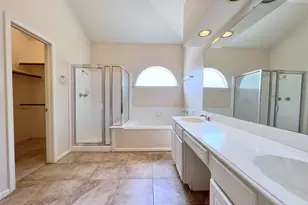 4723 Silverlake Dr, Sugar Land, TX 77479 - Photo 21