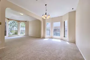 4723 Silverlake Dr, Sugar Land, TX 77479 - Photo 3