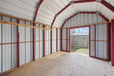 1709 Robin Avenue, Orange, TX 77632 - Photo 23