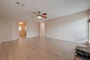 3022 Sam Houston Dr, Sugar Land, TX 77479 - Photo 7