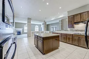 3718 Quarter Horse Trail, Manvel, TX 77578 - Photo 11