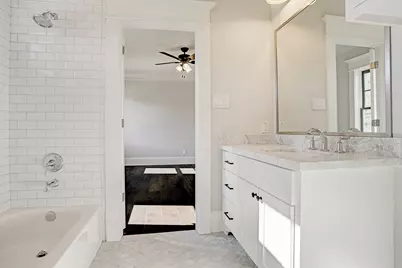 1901 Bradshaw Street, Houston, TX 77008 - Photo 19