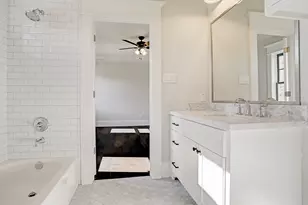 1901 Bradshaw St, Houston, TX 77008 - Photo 19