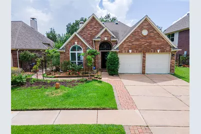 1247 Misty Lake Court, Sugar Land, TX 77498 - Photo 3