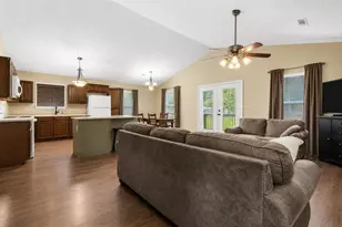 819 Hidden Oaks Dr, Point Blank, TX 77364 - Photo 13