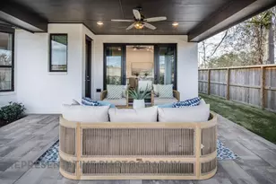 12311 Sweet Gum Dr, Mont Belvieu, TX 77523 - Photo 41