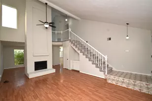 12739 Skyknoll Ln, Houston, TX 77082 - Photo 7