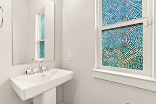 2817 St Emanuel St, Houston, TX 77004 - Photo 15