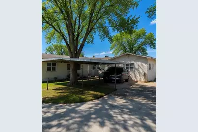 513 Scott Street, Tye, TX 79563 - Photo 15
