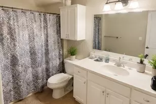 513 Scott St, Tye, TX 79563 - Photo 9