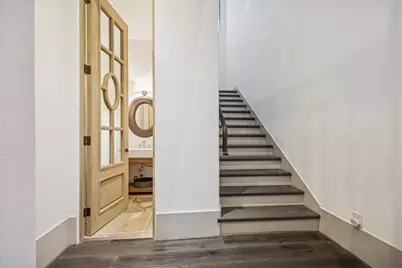 5353 Lampasas Street, Houston, TX 77056 - Photo 5