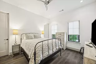 5353 Lampasas St, Houston, TX 77056 - Photo 23