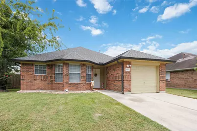 8302 Sanford Street, Baytown, TX 77521 - Photo 3