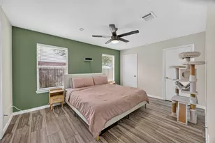 8302 Sanford St, Baytown, TX 77521 - Photo 13