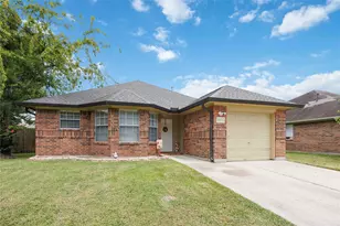 8302 Sanford St, Baytown, TX 77521 - Photo 3