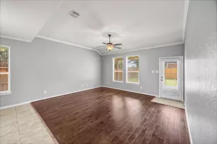 17206 Lowell Lake Ln, Humble, TX 77346 - Photo 13