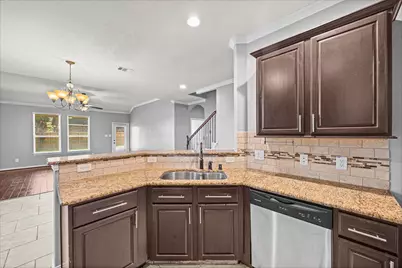 17206 Lowell Lake Lane, Humble, TX 77346 - Photo 9