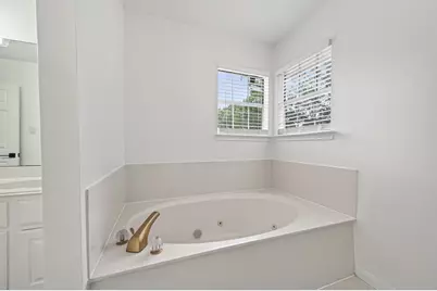 2431 Parkwood Lane, Sugar Land, TX 77479 - Photo 23