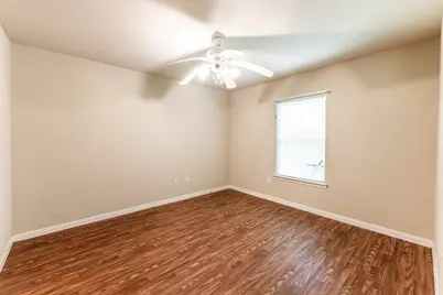 303 Sowell Drive, Huntsville, TX 77320 - Photo 13