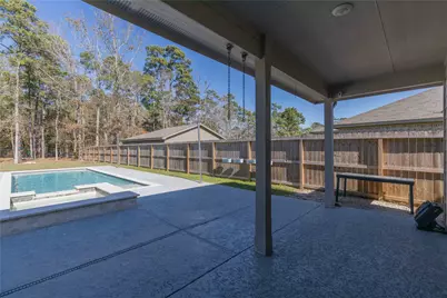 430 Kickapoo Drive, Anahuac, TX 77514 - Photo 21