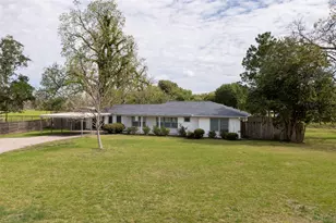 1327 Hodges Ln, Wharton, TX 77488 - Photo 43
