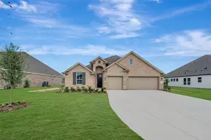 6815 Allens Lndg, Needville, TX 77461 - Photo 1