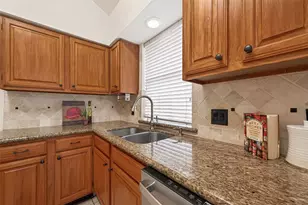 3806 Carya Cir, Sugar Land, TX 77479 - Photo 5