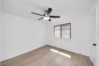 9014 Arcidian Forest Drive, Houston, TX 77088 - Photo 27