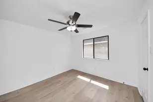 9014 Arcidian Forest Dr, Houston, TX 77088 - Photo 27