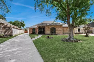 9014 Arcidian Forest Dr, Houston, TX 77088 - Photo 3