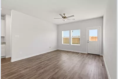 1206 Point Lookout Drive, Dayton, TX 77535 - Photo 7