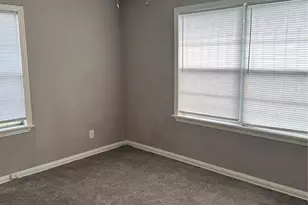 5634 Belneath St, Houston, TX 77033 - Photo 7