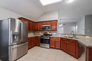 6819 Rockwall Trail Dr, Humble, TX 77346 - Photo 7