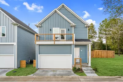 10098 Serrano Park Drive, Houston, TX 77075 - Photo 1