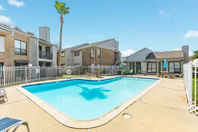 3220 69th Street #F5, Galveston, TX 77551 - Photo 23