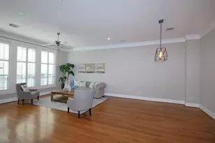 2410 Dorrington St, Houston, TX 77030 - Photo 5