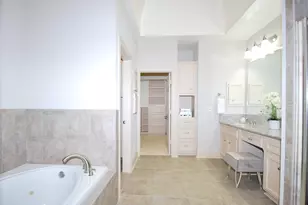 2410 Dorrington St, Houston, TX 77030 - Photo 19