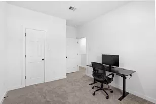 8019 Elbert St, Houston, TX 77028 - Photo 17