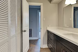 1102 Baffin Ln, Houston, TX 77090 - Photo 13