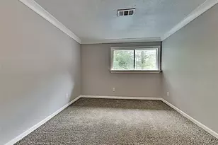 1102 Baffin Ln, Houston, TX 77090 - Photo 9