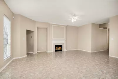 11 Crestview Trail, Houston, TX 77082 - Photo 7