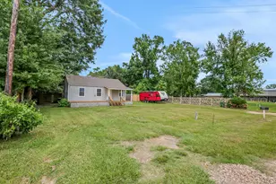 494 Merritt St, Dayton, TX 77535 - Photo 1