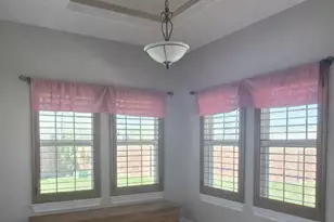 4802 Julia Ct, Pasadena, TX 77505 - Photo 9