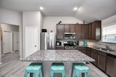 14506 Tundra Swan Drive, Houston, TX 77049 - Photo 5